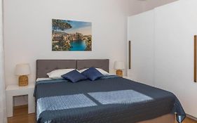 Wanderlust Apartments